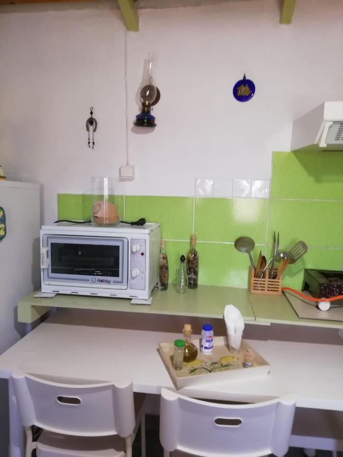 Villa Myrovolos à Armenistis  Extérieur photo