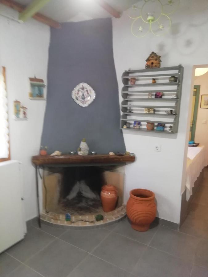 Villa Myrovolos à Armenistis  Extérieur photo