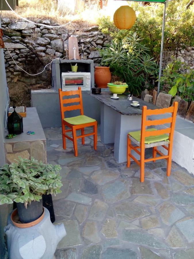 Villa Myrovolos à Armenistis  Extérieur photo